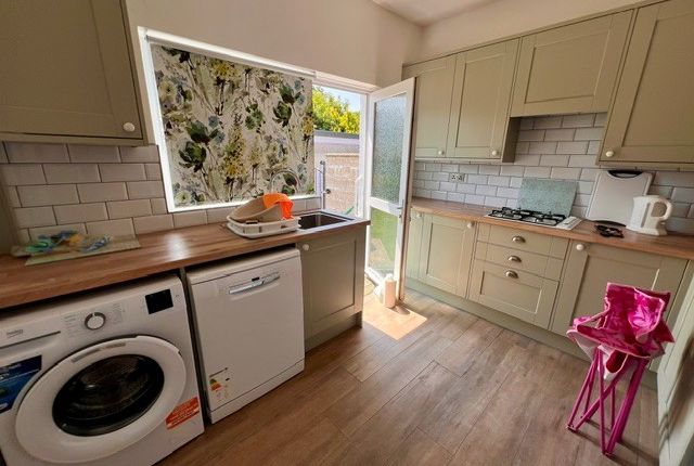 22, Heol Mabon, Cardiff photo 2