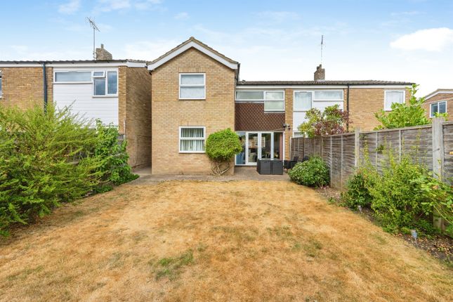 18, Danes Way, Leighton Buzzard photo 2
