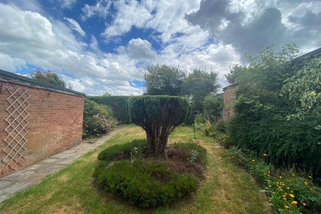 115, Winslow Road, Bromyard photo 2