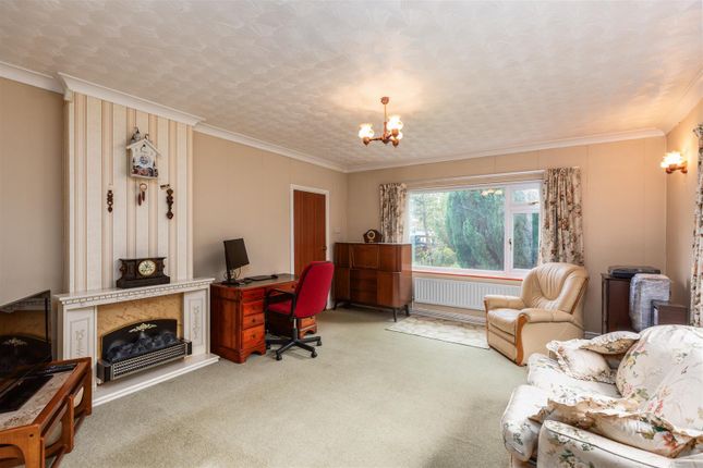 Glyncollen Drive, Swansea photo 2