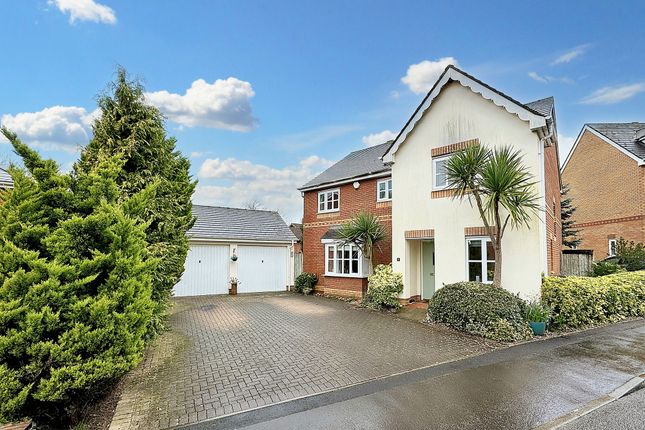 Detached house for sale in Ragnall Close, Thornhill