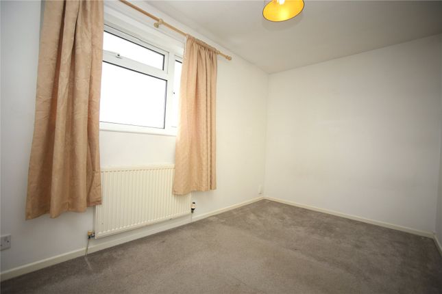28, Willowbrook Drive, Gloucestershire photo 5