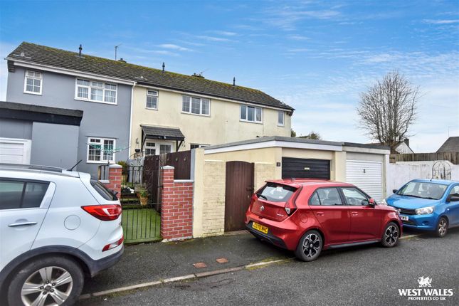 2, Saunders Road, Tenby photo 4