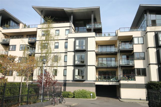 Flat to rent in Riverside Place, Cambridge