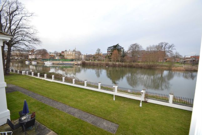 Mk Simmons Place, Staines Upon Thames photo 2