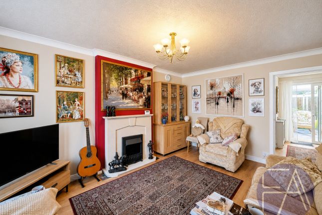 3 Edenfield Close, Southport, Merseyside photo 3