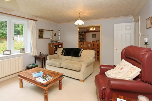 24, Everglade Road, Telford photo 4