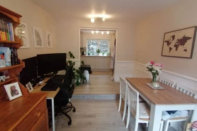 99, Edmunstown Road Williamstown, Tonypandy photo 3