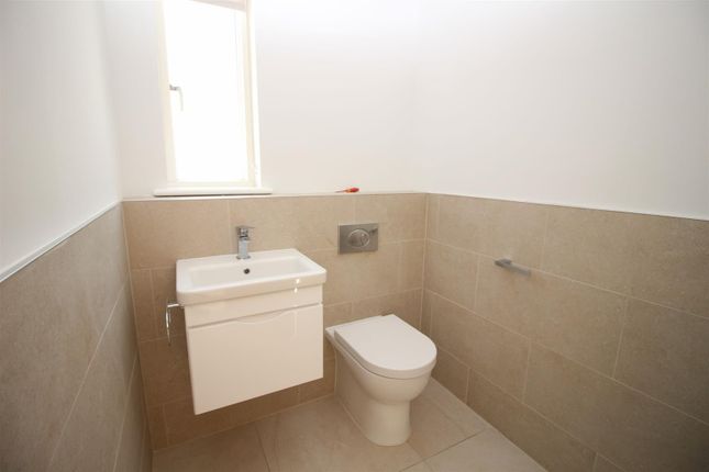Sabina Cottage, Darlington Wharf, Darlington Road, Bath photo 4