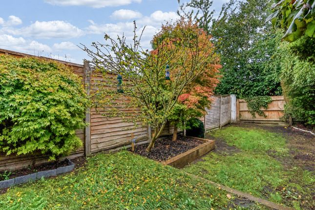 Totteridge Avenue, Buckinghamshire photo 4