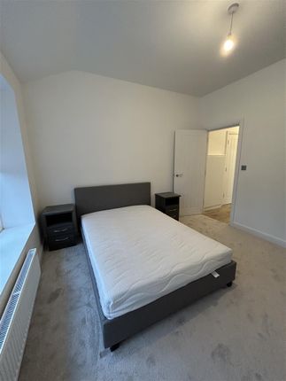 Flat to rent in Park Terrace, Liverpool, Merseyside