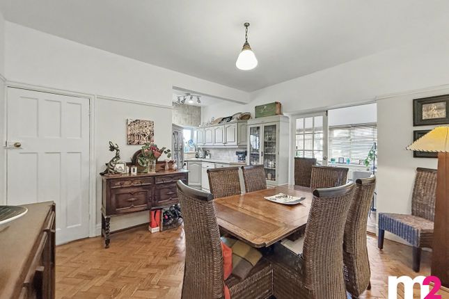 6, Buckingham Place, Newport photo 4