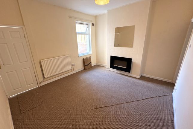 248, Lockhurst Lane, Coventry photo 4