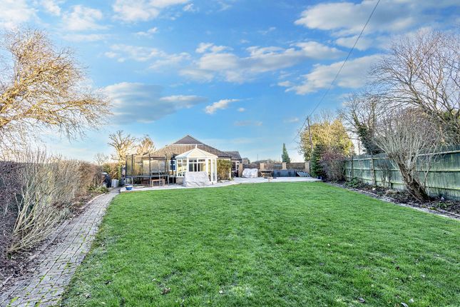 Detached bungalow for sale in Stanton Harcourt Road, South Leigh