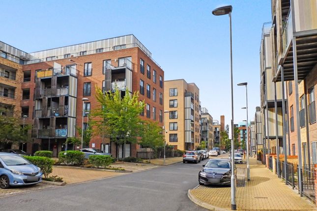 Image Court,Flat 4, Maxwell Road, Romford photo 3