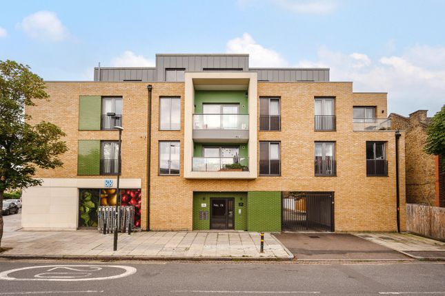 Thumbnail Flat for sale in Haydon Park Road, London