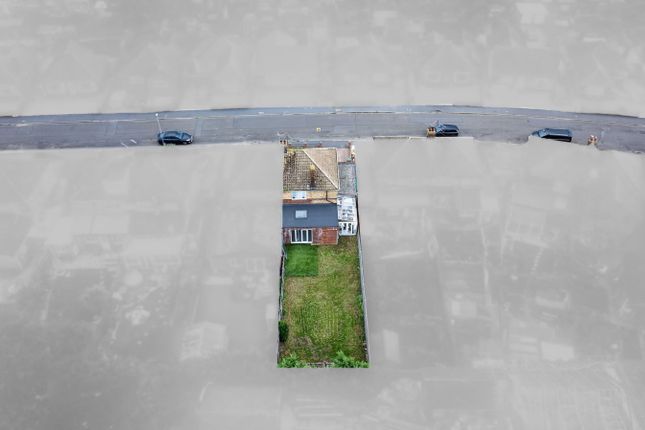 33, Green Street, March photo 4