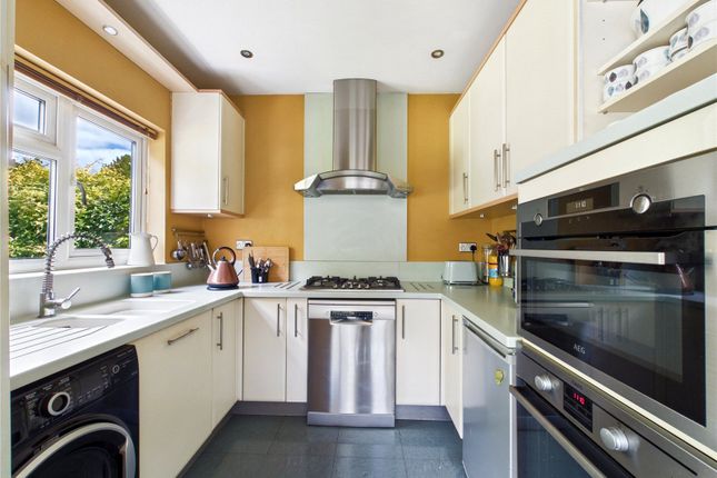 36, Widford Road, Essex photo 2