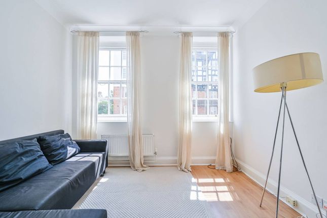 Flat to rent in Hill Road, St John's Wood, London