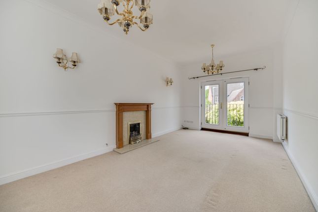 4 Pool View, Sandbach photo 3
