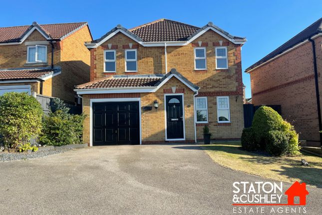 4 bed detached house for sale in Longbourne Court, Mansfield NG19