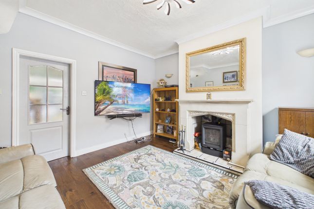 11, Dingle Terrace, Greater Manchester photo 2