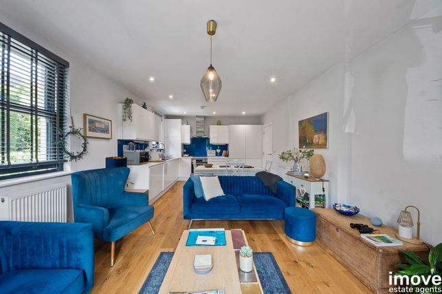 6 Oystercatcher Court, Maidencombe, Torquay photo 4