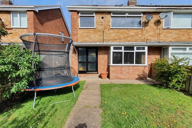 Thumbnail Semi-detached house for sale in Coverdale, Hull