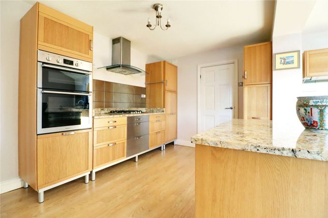 18 Westmoreland Close, Doncaster photo 2