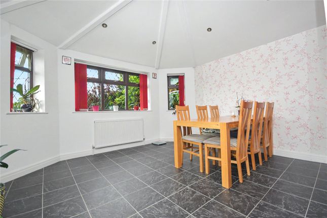 5, Haven Garth, West Yorkshire photo 4