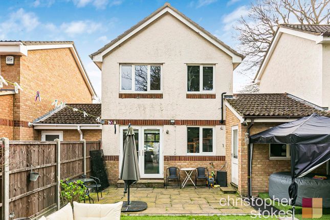 Link-detached house for sale in Friends Avenue, Cheshunt, Waltham Cross, Hertfordshire