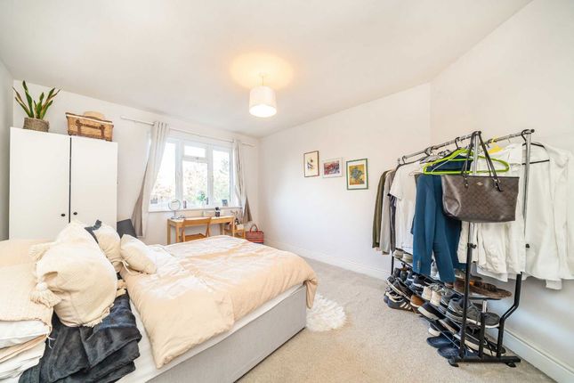 149A, Kings Avenue, London photo 3