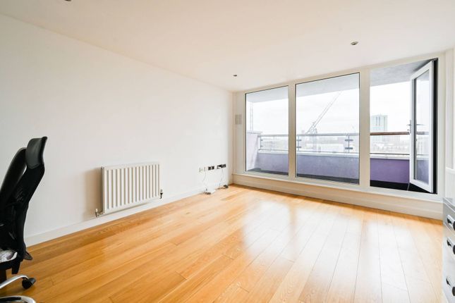 Thumbnail Flat for sale in Rainhill Way, Bow, London
