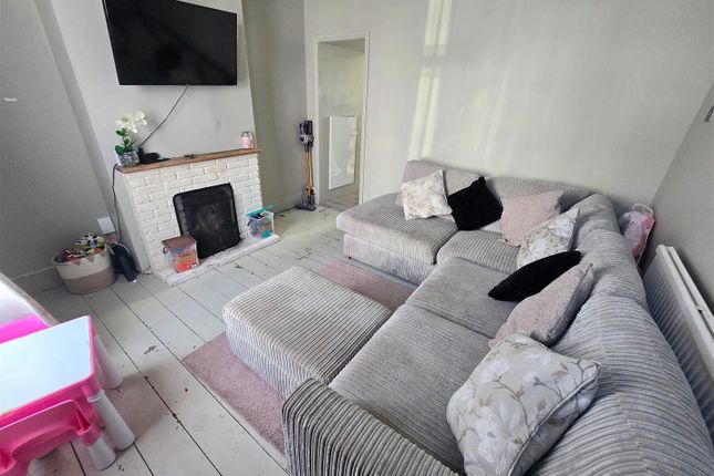 10, Gatacre Road, Great Yarmouth photo 4