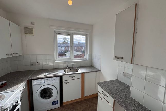 284, Kenton Road, Newcastle Upon Tyne photo 3