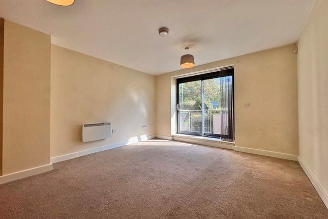 870, Block D, 6, Wilmslow Road, Didsbury photo 2
