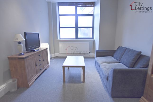 Flat to rent in George Street, City Centre, Nottingham