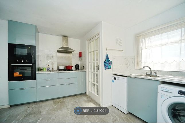 A Seaview Road, Brighton photo 5