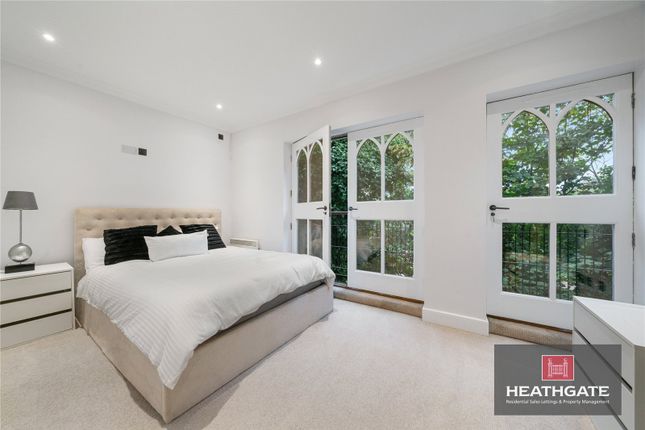 4, Jack Straws Castle, North End Way, Hampstead photo 3