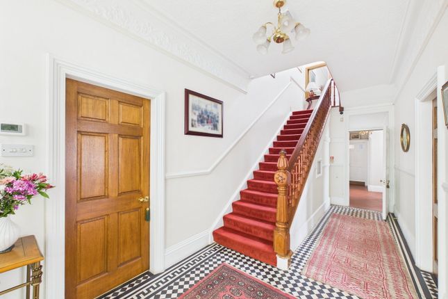 Leeside, Mount Pleasant South, Whitby photo 2
