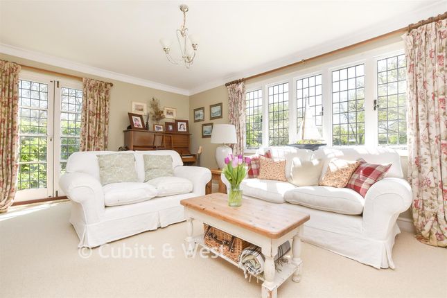 6, Duxhurst Lane, Reigate photo 3