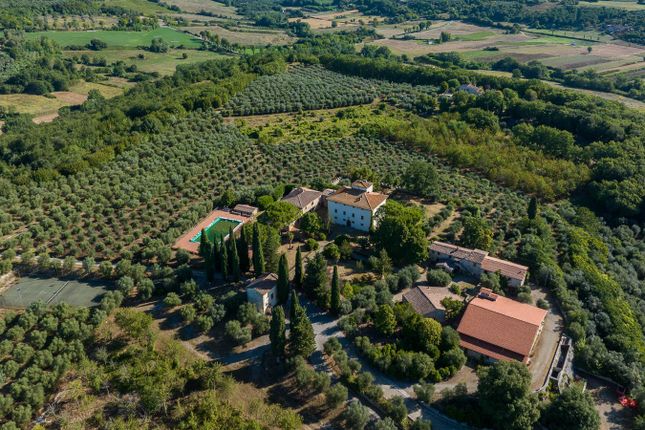 Property for sale in Colle Val D'elsa, Siena, Tuscany, Italy