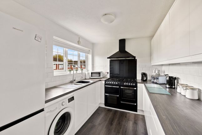 32a, Beech Close, Folkestone photo 4