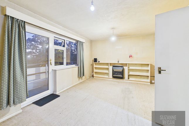 24 Broadmead Court, Coventry photo 4