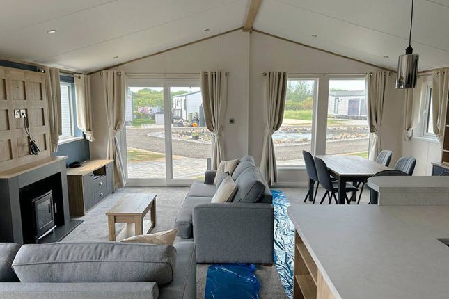 Willerby, New Holland Lodge, Lytham St Annes photo 2