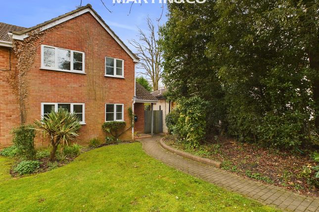 Thumbnail Semi-detached house to rent in Wiltshire Road, Wokingham