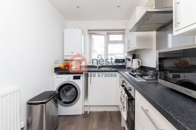 53 Breakspear, Stevenage photo 3
