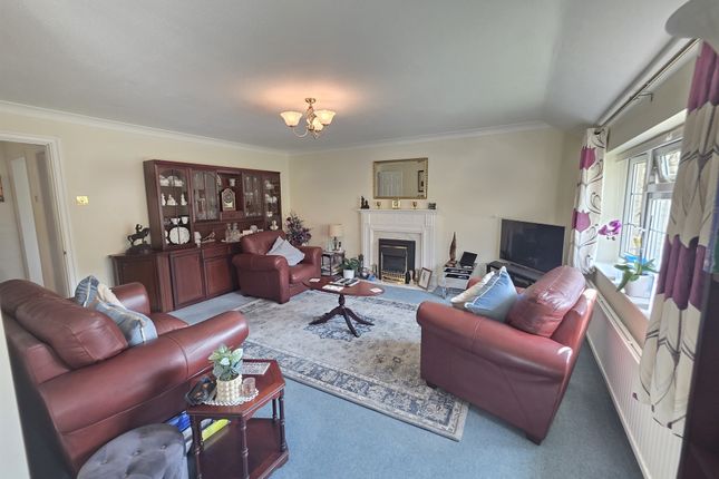 29, Glendower Park, Leeds photo 4