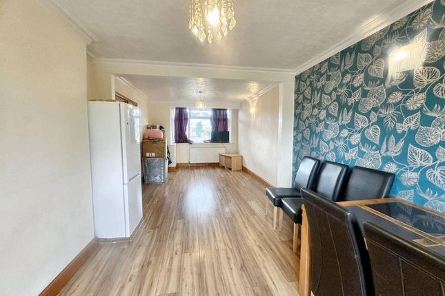 End terrace house to rent in Leybourne Road, Uxbridge