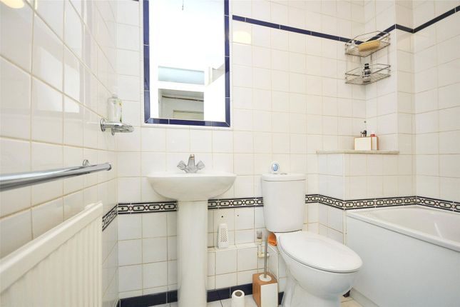 Flat for sale in Ashleigh Court, 81 Lawrie Park Road, London